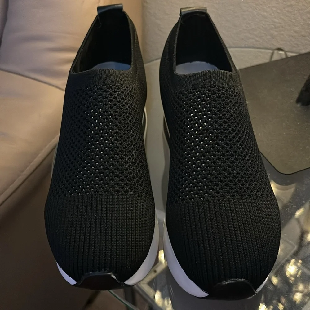 Black Slip-On Platform Sneakers for Women - Comfortable Knit Casual Shoe